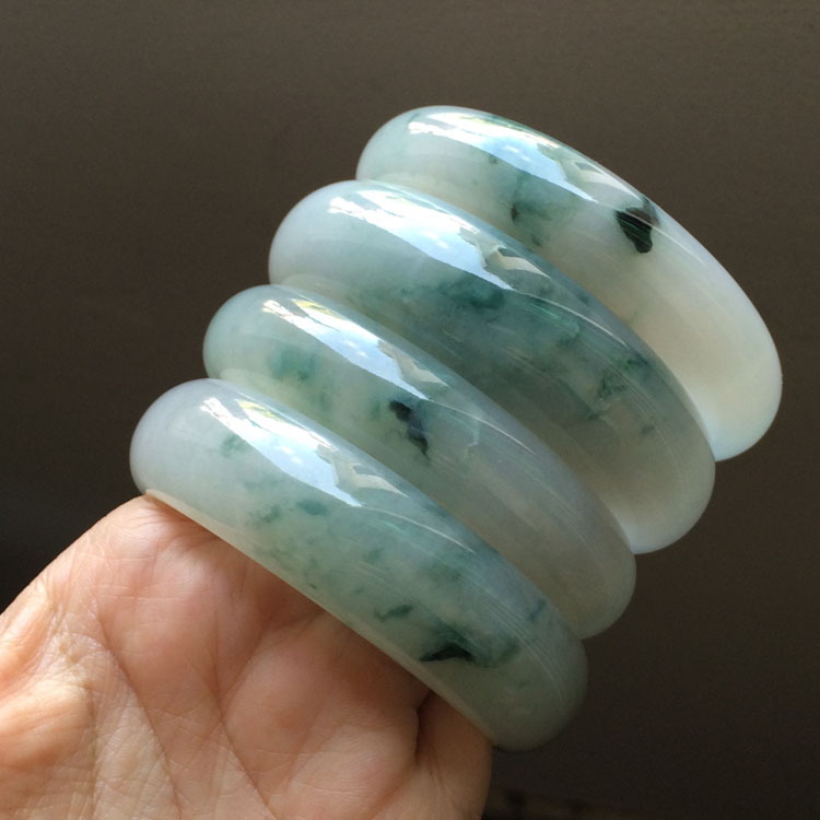 糯冰种飘花手镯（一批走）（58.5mm/57.5mm/57.7mm）