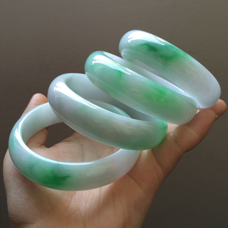 (超值推荐)糯冰种飘翠手镯（一批走）（59.1mm/58.5mm/58.2mm）