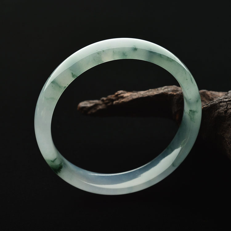 (超值推荐)冰种飘花手镯（55.2mm）