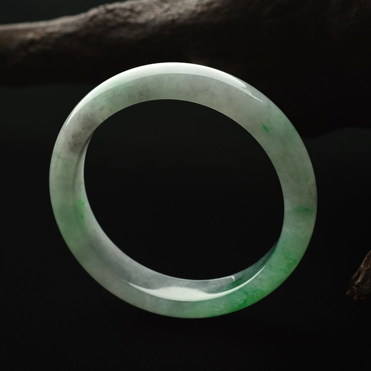（超值推荐）糯冰种飘翠手镯（57.6mm）