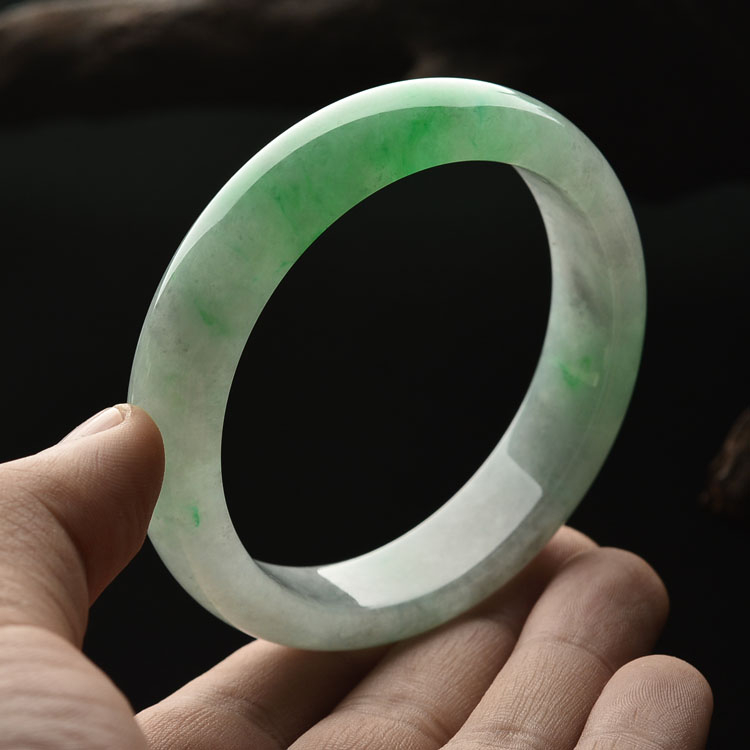 （超值推荐）糯冰种飘翠手镯（57.6mm）