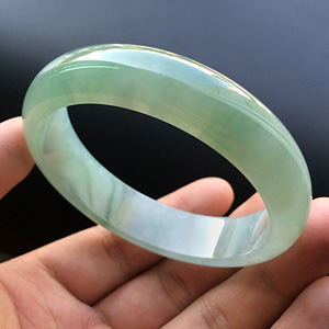 冰种晴水手镯（57.3mm）