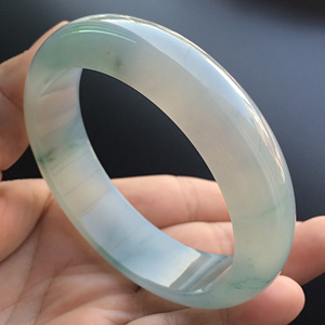冰种飘花手镯（59.2mm）