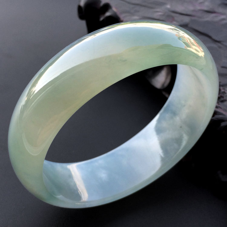(超值推荐)冰种晴水贵妃镯（55.1mm-49.3mm）