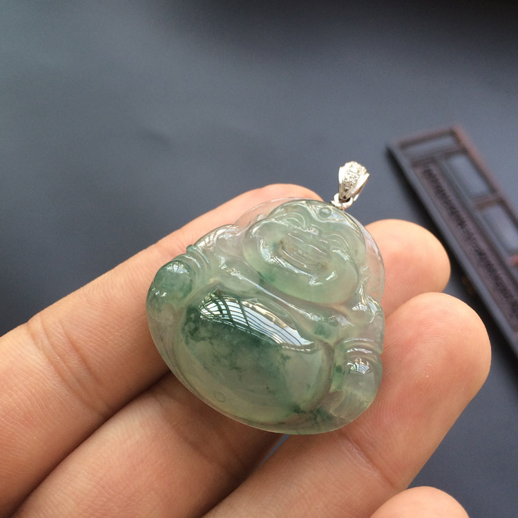 冰种飘花玉佛挂件