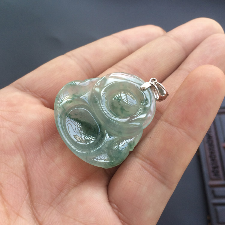 冰种飘花玉佛挂件