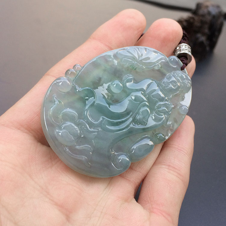 冰种晴水站观音挂件