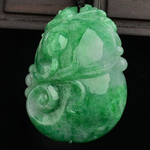 (超值推荐)糯冰种翠色如意挂件