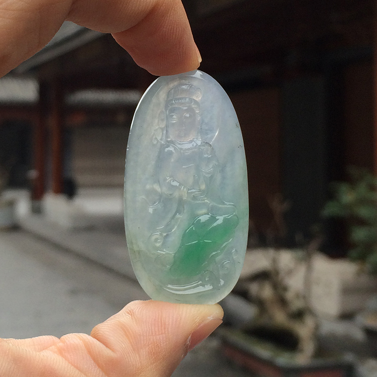 (超值推荐)冰种飘翠莲花观音挂件
