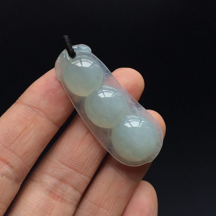 (超值推荐)冰种晴水四季豆挂件