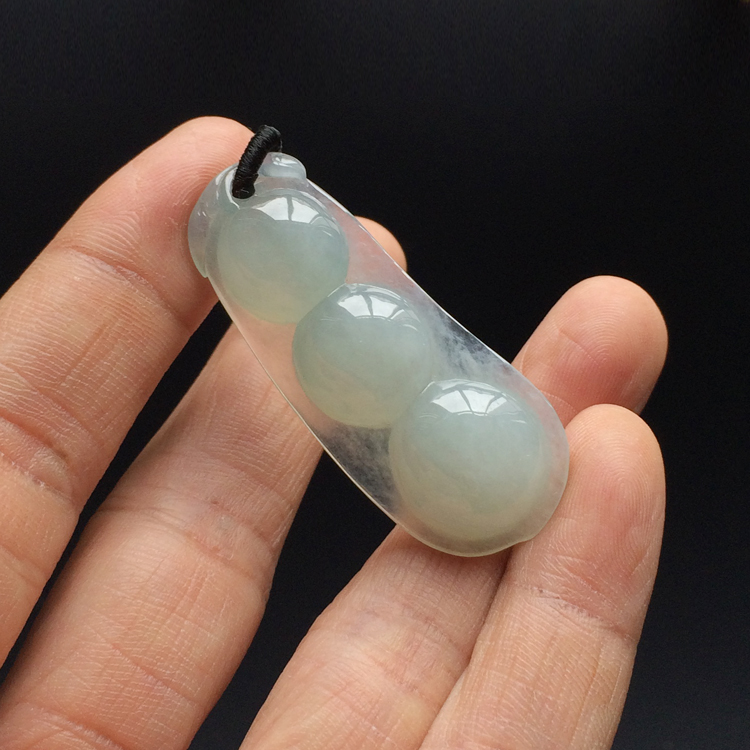 (超值推荐)冰种晴水四季豆挂件