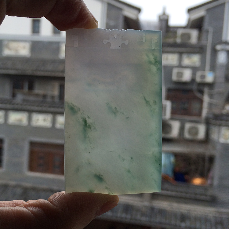 (超值推荐)糯冰种飘花仿古龙牌挂件