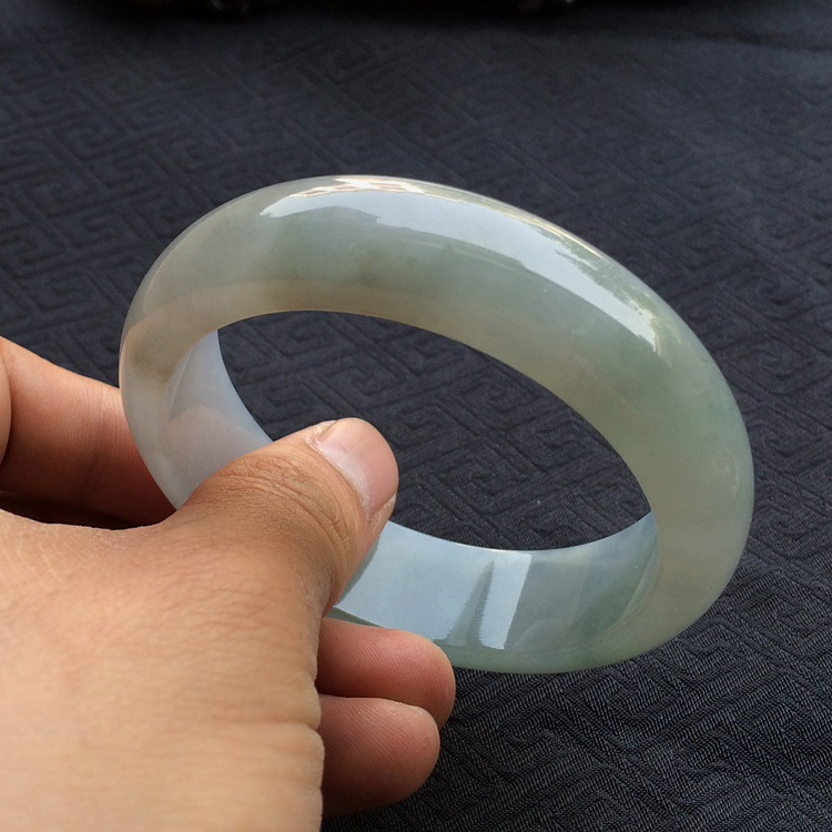 糯冰种晴水手镯（58.8mm）