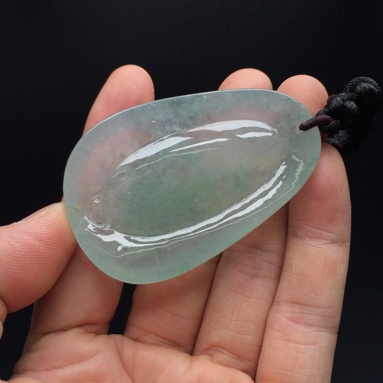 (超值推荐)冰种晴水略飘花观音挂件