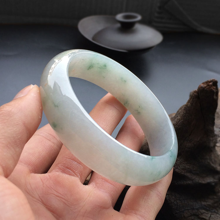 糯冰种飘花手镯(57mm)