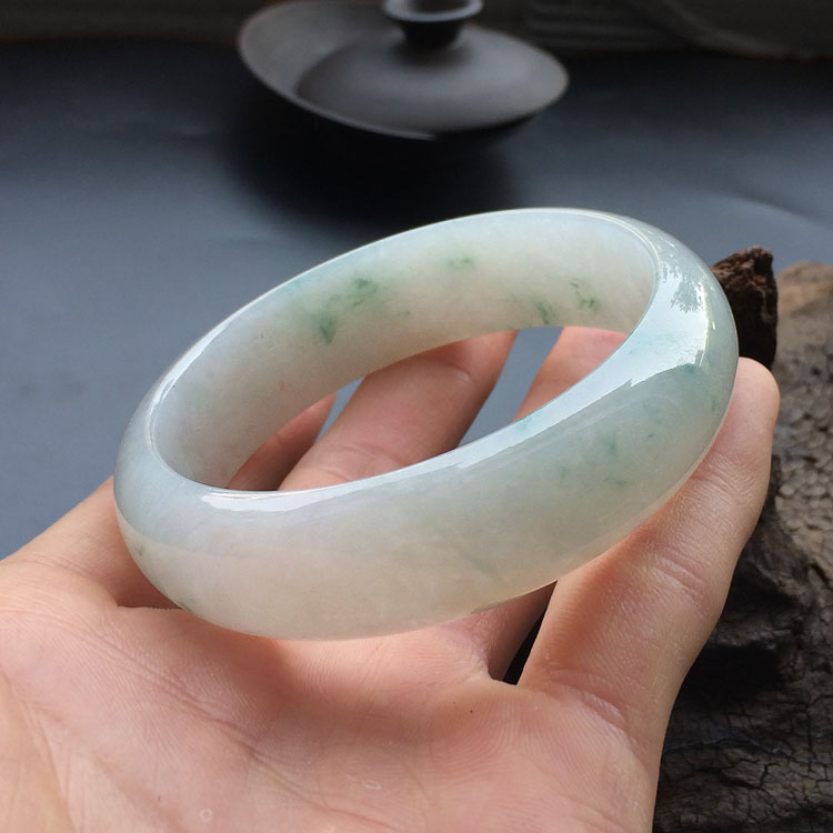 糯冰种飘花手镯(57mm)