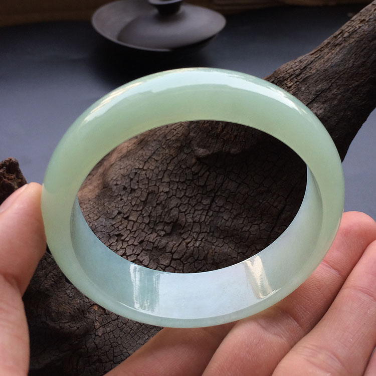 糯冰种晴水手镯(58.8mm)
