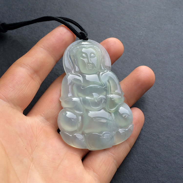 冰种晴水观音挂件
