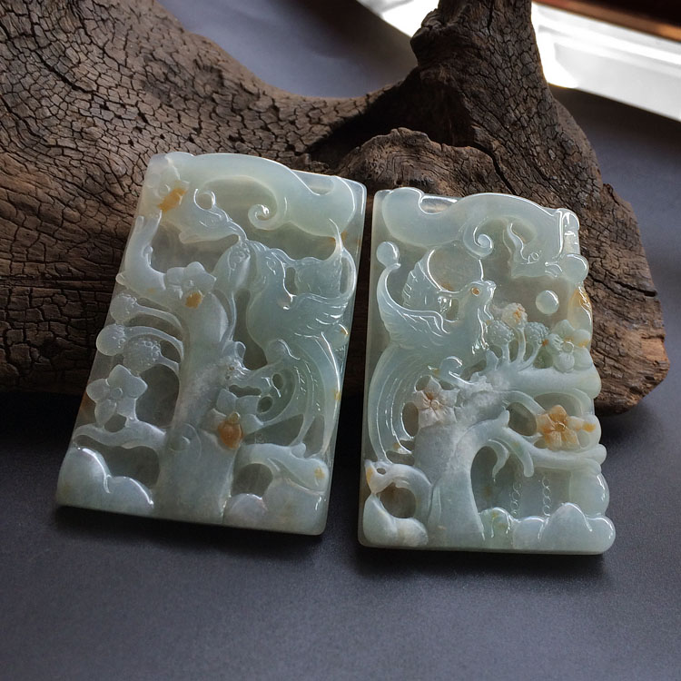糯冰种飘黄翡龙凤牌挂件（一对)