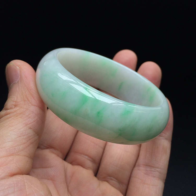 (超值推荐)糯冰种飘翠贵妃镯(52mm-48.9mm）