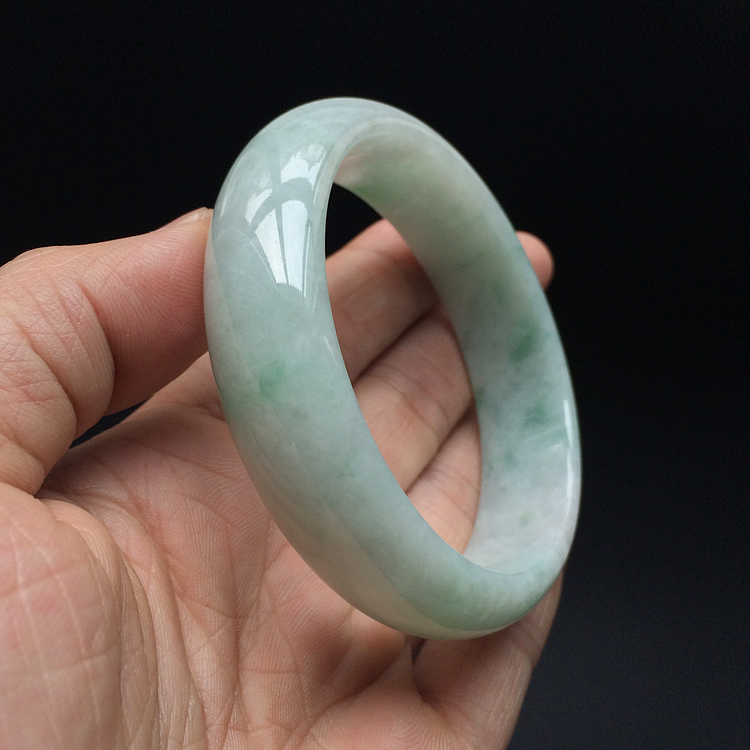 (超值推荐)糯冰种飘花手镯(59.1mm）