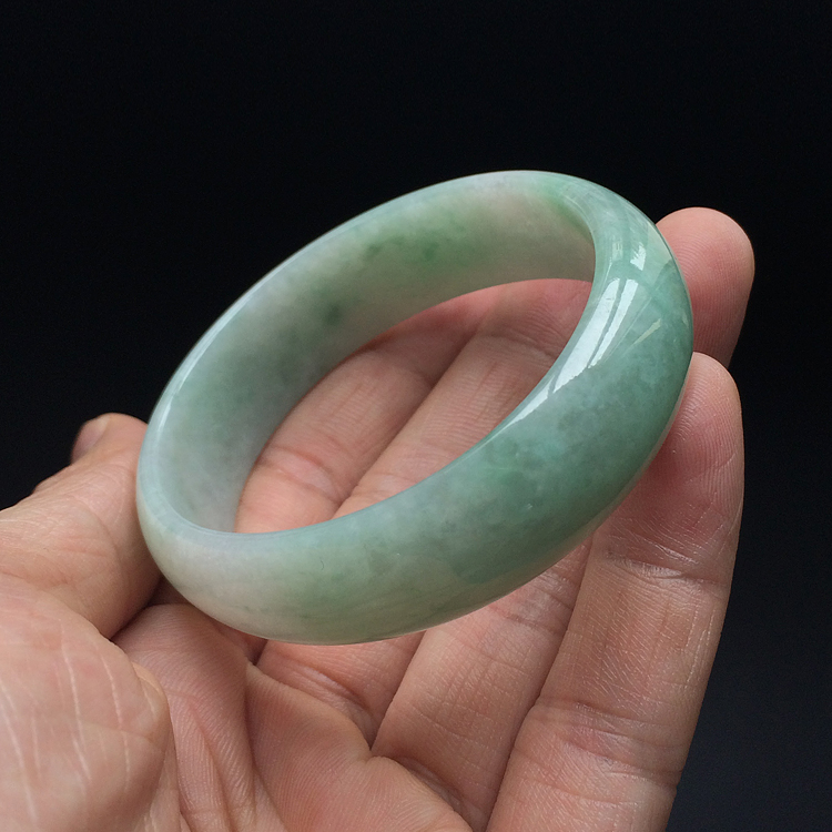 (超值推荐)糯冰种略飘花贵妃镯(54.8mm-49mm）