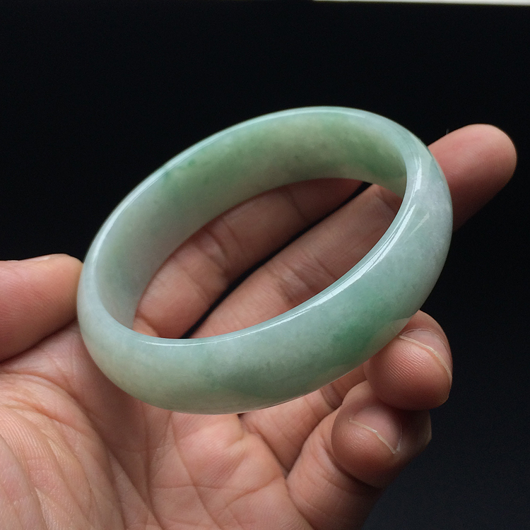 (超值推荐)糯冰种略飘花贵妃镯(54.8mm-49mm）