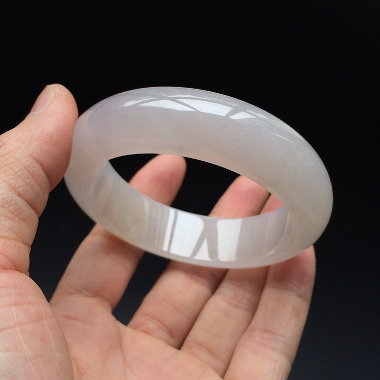 (超值推荐)冰种淡黄翡手镯(58.1mm）