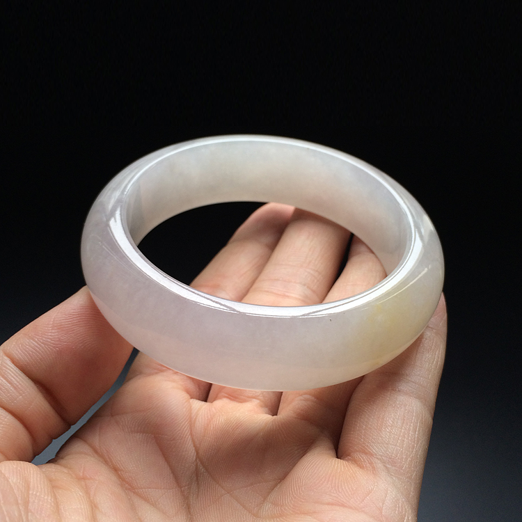 (超值推荐)冰种淡黄翡手镯(58.1mm）