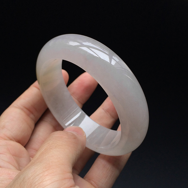 (超值推荐)冰种淡黄翡手镯(58.1mm）