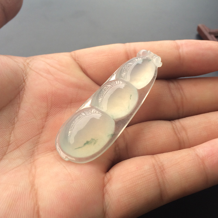 （超值推荐）冰种飘花四季豆挂件