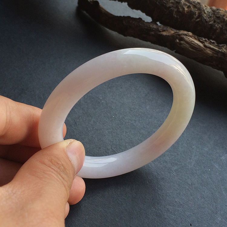 糯冰种淡紫罗兰略带晴水圆条手镯(52.8mm)