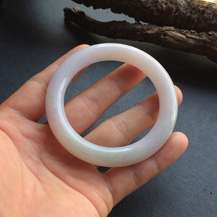 糯冰种淡紫罗兰略带晴水圆条手镯(52.8mm)