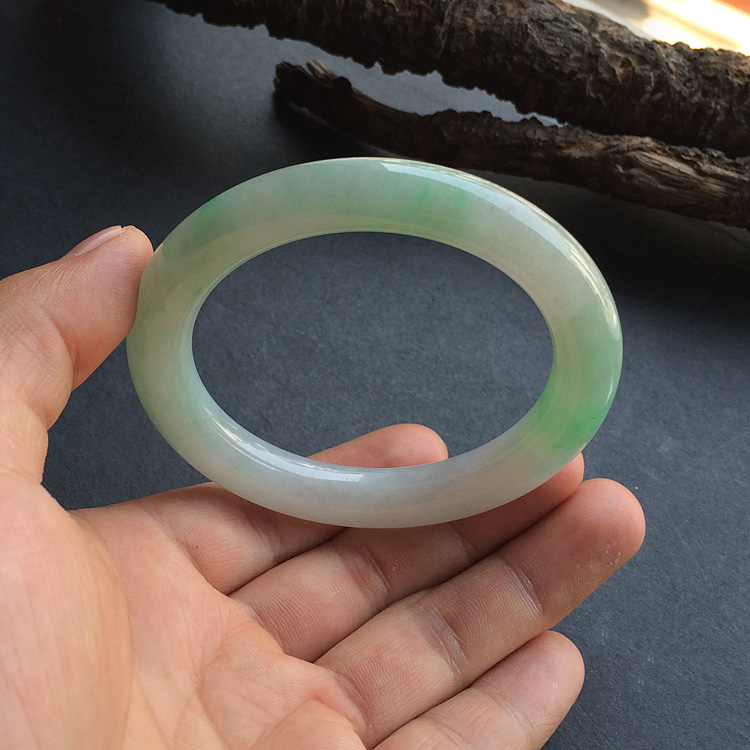 糯冰种飘翠圆条手镯(56mm)