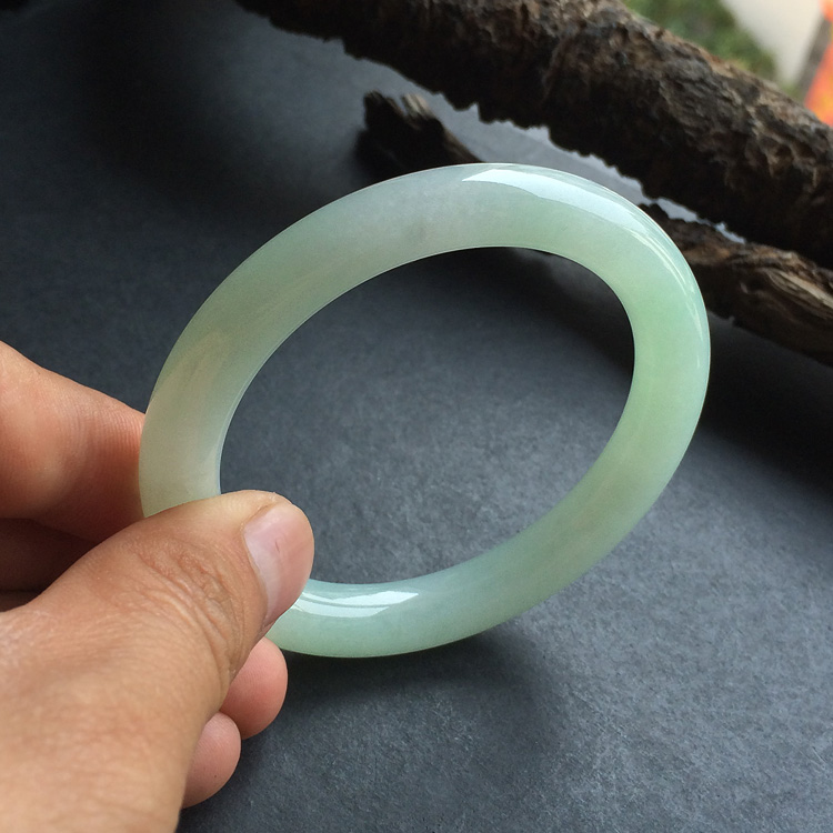 糯冰种晴水圆条手镯(55.4mm)
