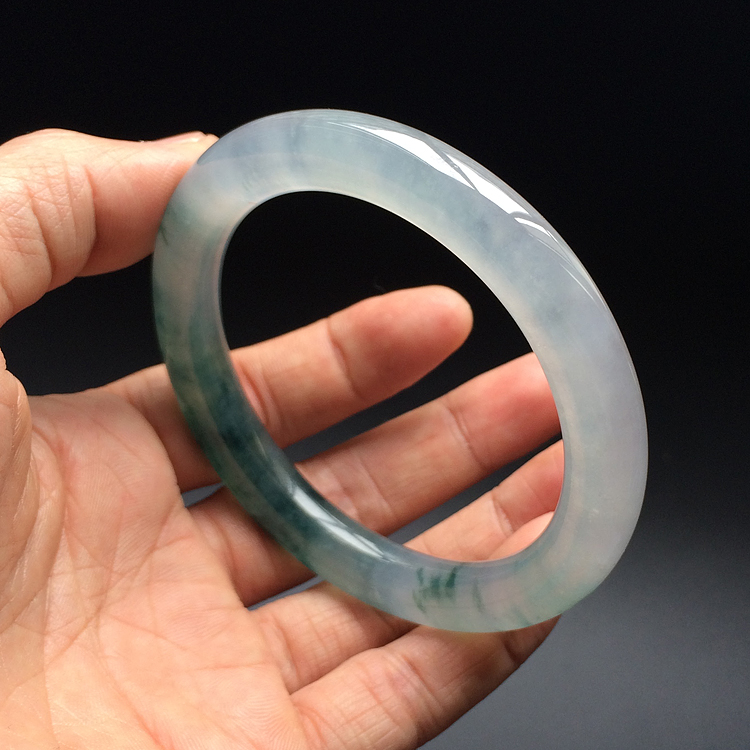 (超值推荐)冰种飘花手镯(60.6mm)