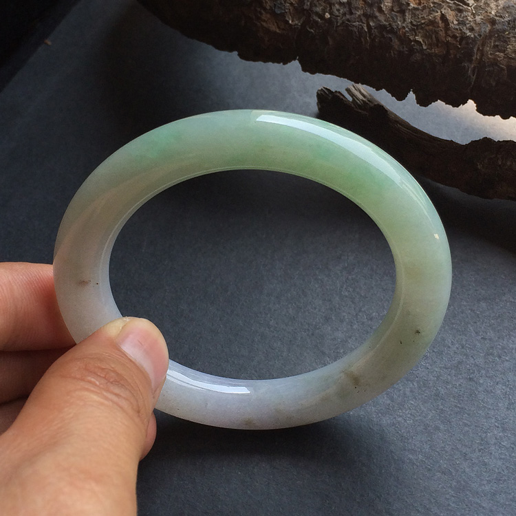糯冰种晴水圆条手镯（53.5mm）