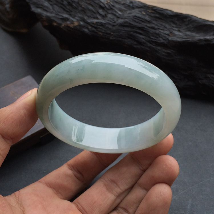 糯冰种飘花手镯(59.8mm)