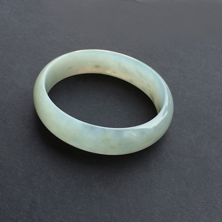 冰种晴水略带黄翡贵妃镯（54mm-45.7mm）