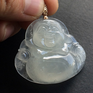 冰种淡晴水玉佛挂件