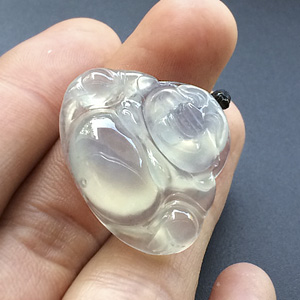 冰种淡晴水玉佛挂件