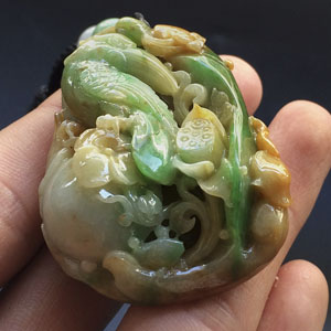 糯冰种三彩鸟语花香挂件