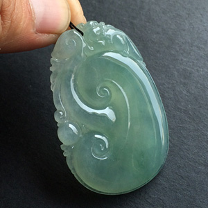 冰种晴水如意挂件