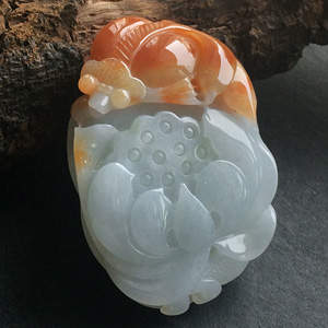 糯冰种褐黄翡年年有余挂件