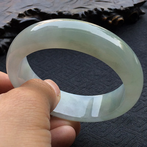 糯冰种晴水手镯（58.8mm）