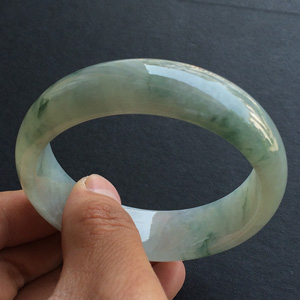 糯冰种飘花手镯（59.8mm）