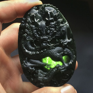 (超值推荐)冰种墨翠龙牌挂件