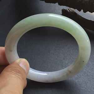 糯冰种晴水圆条手镯（53.5mm）