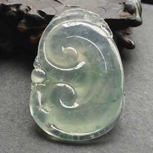 冰种略飘花如意挂件