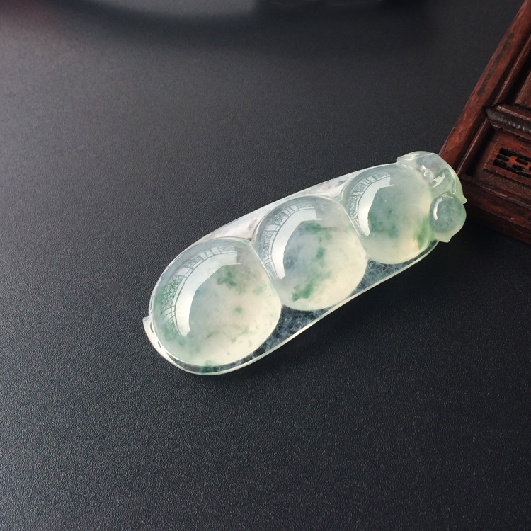 （超值推荐）冰种飘花四季豆挂件